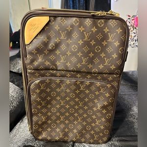 Louis Vuitton Pegase Light 55 Brown Luggage